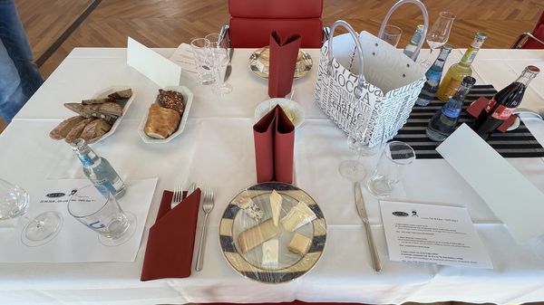 Käse und Gin in Nürnberg bei der StSpK